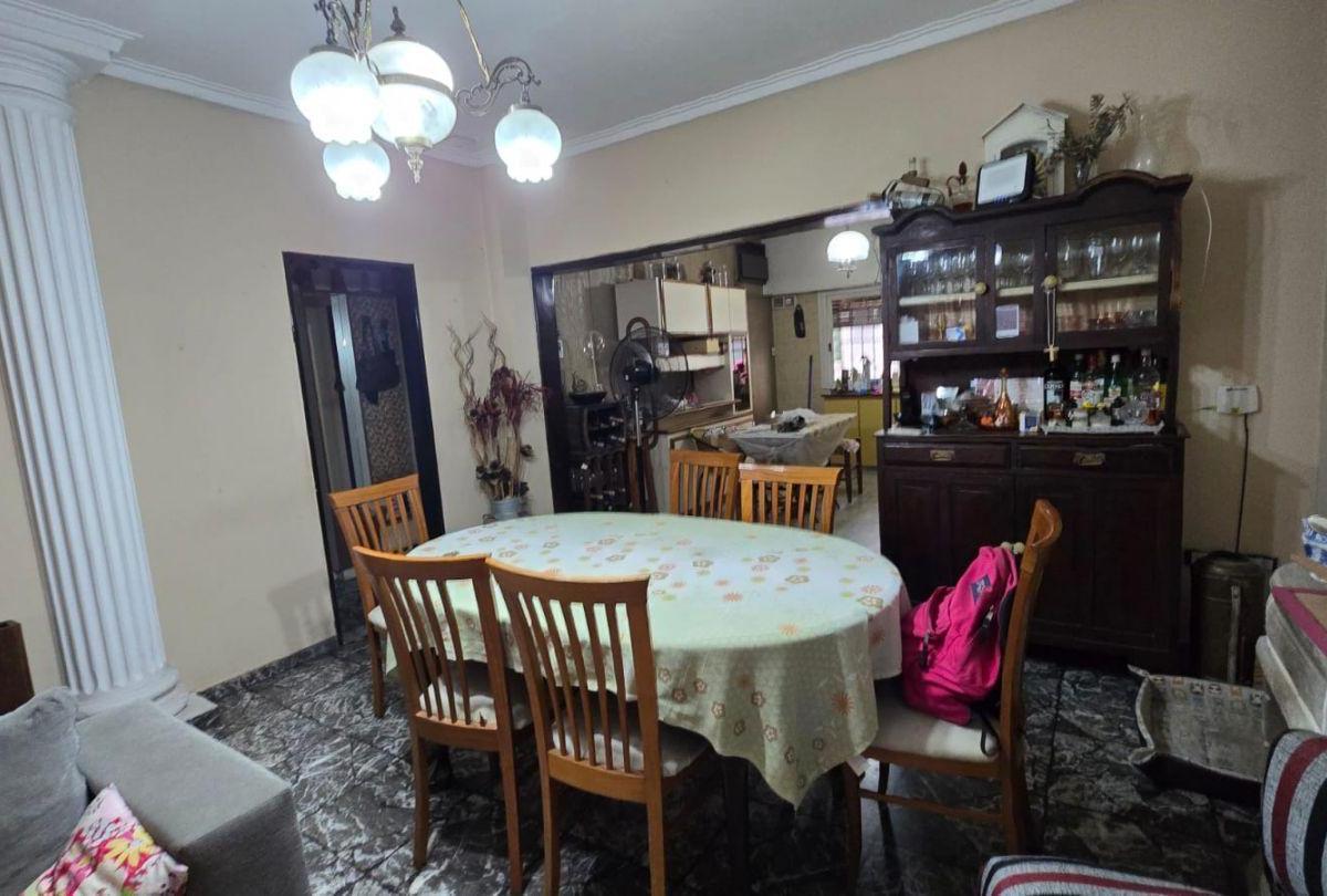 Venta de Casa 4 AMBIENTES en Centro, San Justo