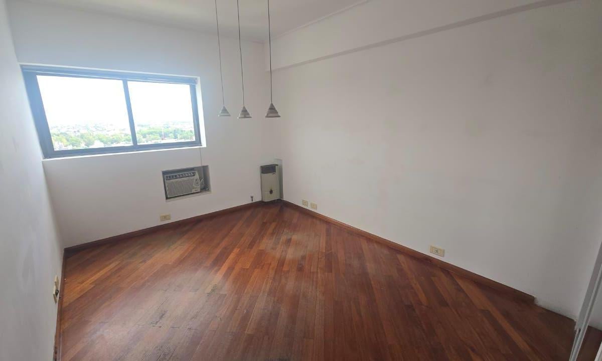 VENTA de Oficina 3 AMBIENTES en San Justo Centro,