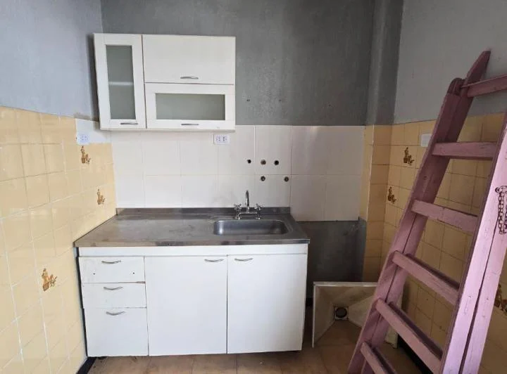 Alquiler de Departamento 3 AMBIENTES en Lomas del Mirador, 4