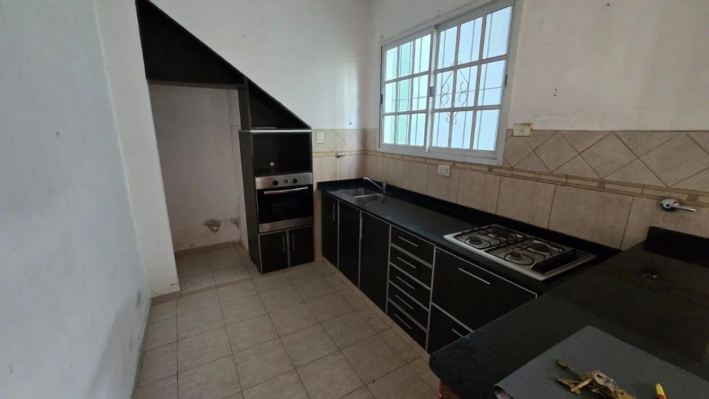 Alquiler de Casa 2 AMBIENTES en San Justo 5