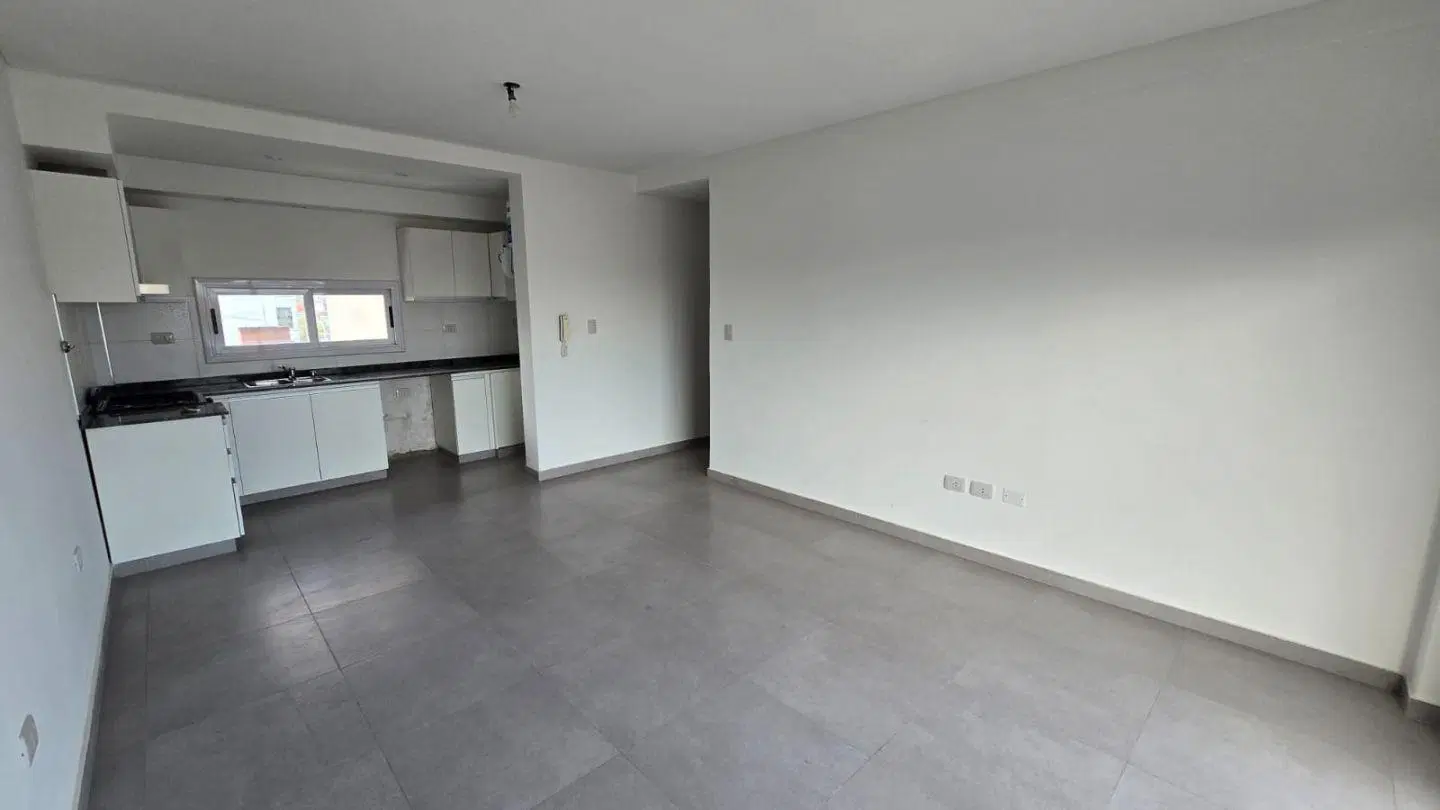 Alquiler de Departamento 3 AMBIENTES en San Justo, 3