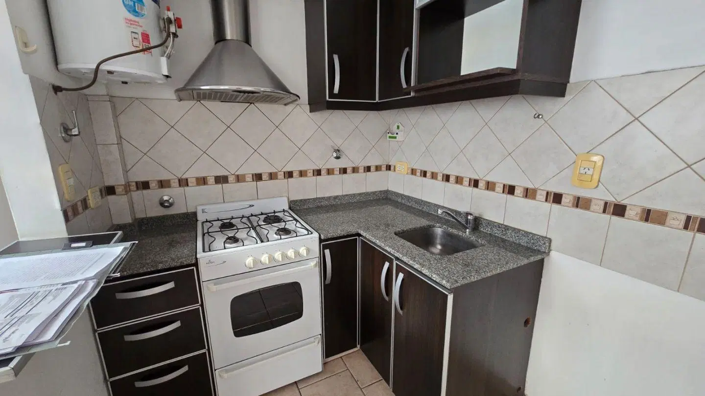 Alquiler de Departamento 2 AMBIENTES en San Justo 3