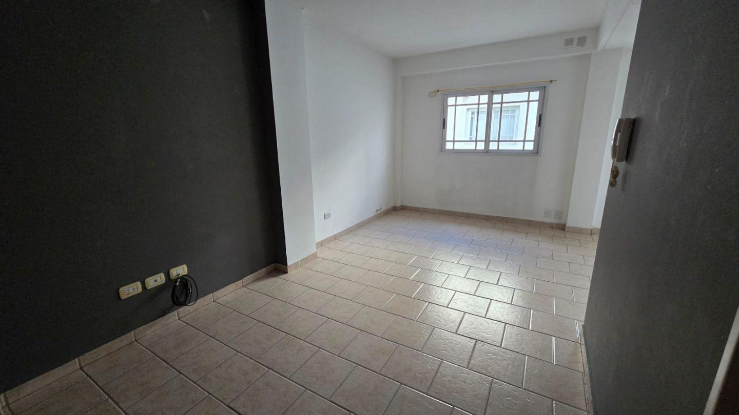 Foto de Alquiler de Departamento 2 AMBIENTES en San Justo, imagen 2