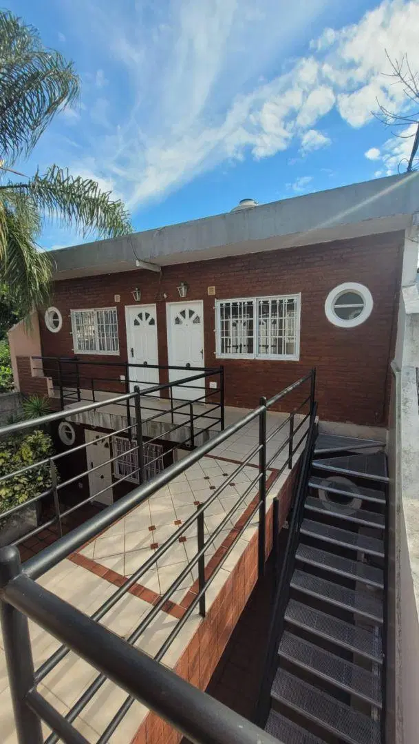 VENTA DE COMPLEJO DE DEPARTAMENTOS Y LOCAL EN SAN JUSTO CENTRO 2