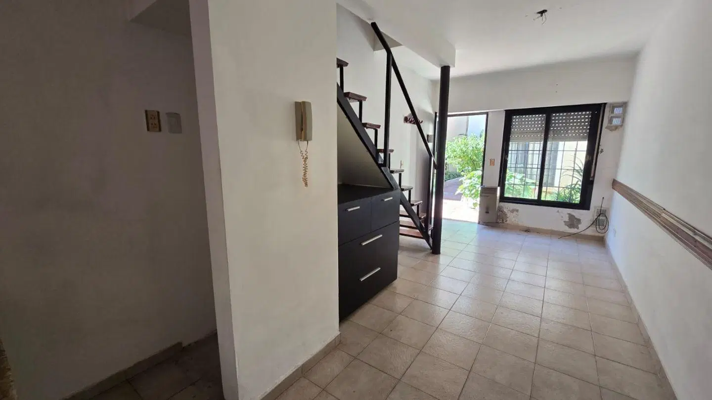 Alquiler de Duplex 2 AMBIENTES en Villa Luzuriaga, 2