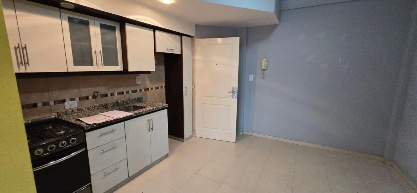 Alquiler de Departamento MONOAMBIENTE en San Justo 4