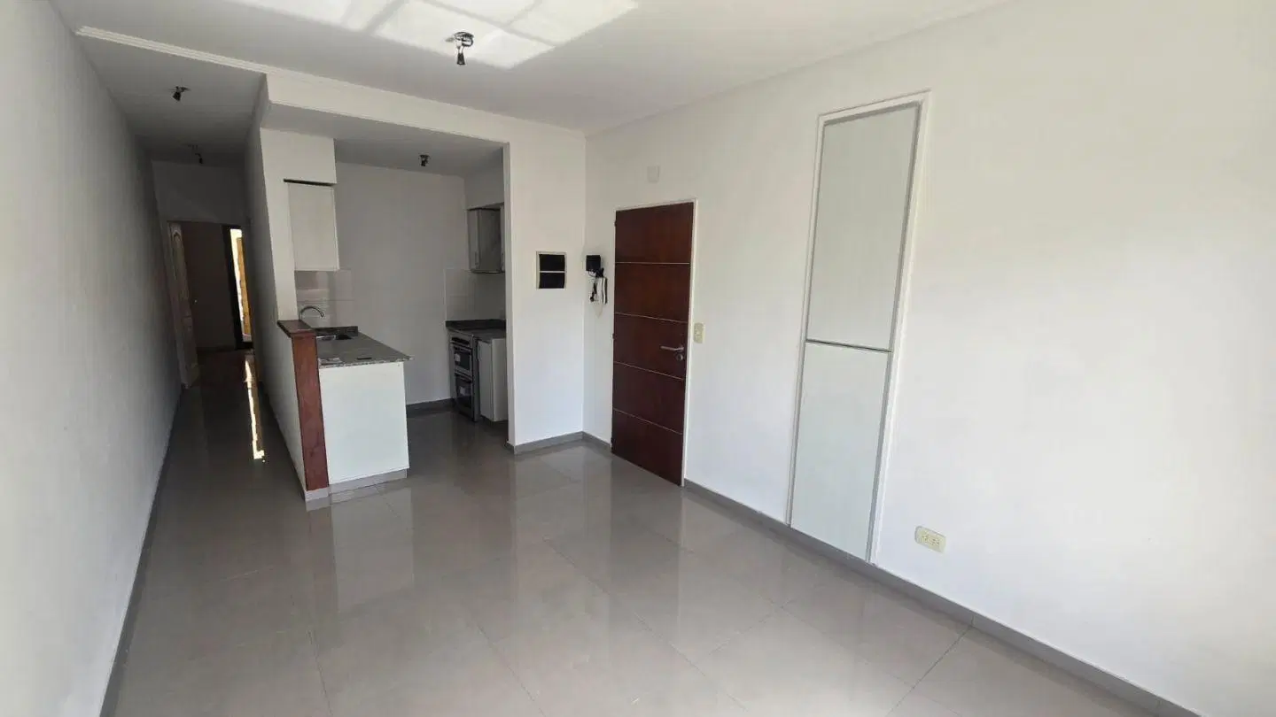 Alquiler de Departamento 2 AMBIENTES en Centro, San Justo 2