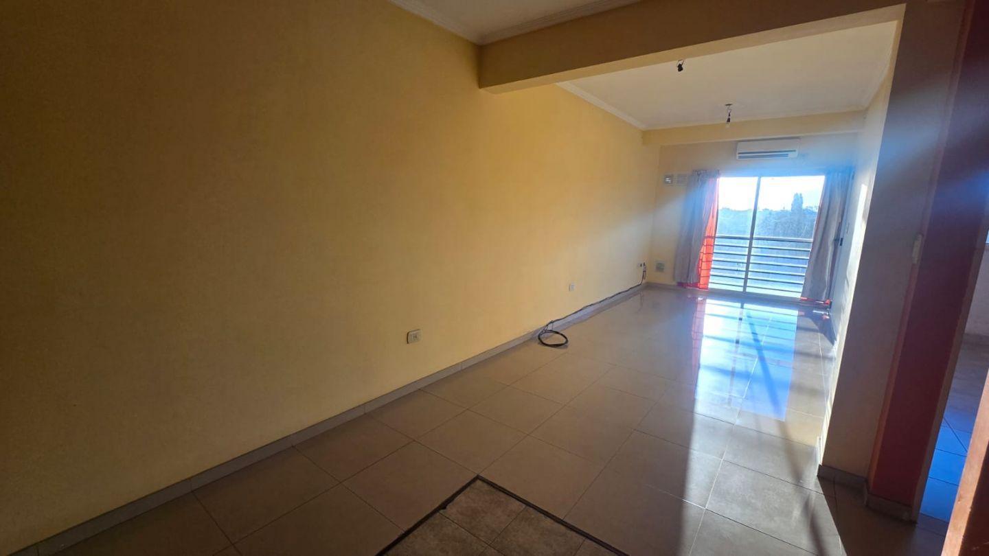 Foto de Alquiler de Departamento 2 AMBIENTES, Villa Luzuriaga, imagen 3