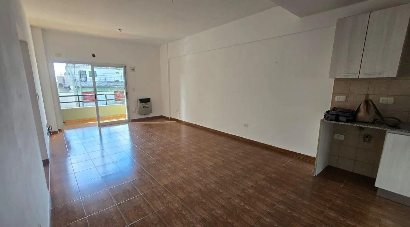 Alquiler de Departamento 2 AMBIENTES en San Justo 8