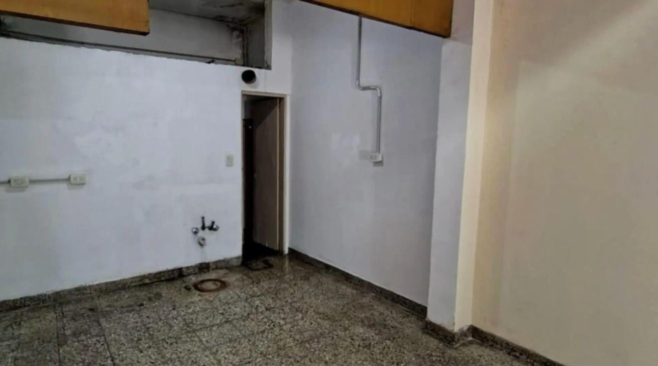 Foto de Alquiler de Local Comercial en San Justo, imagen 5