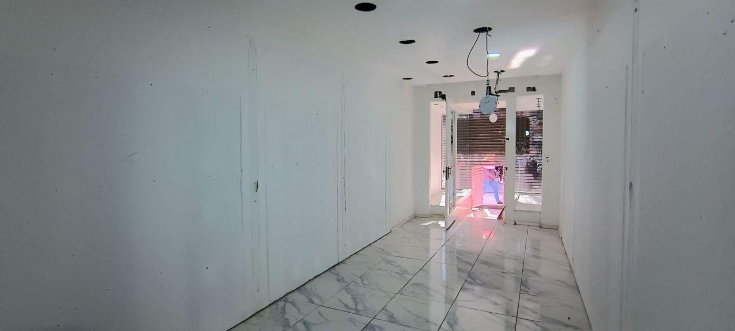 Foto de Alquiler de Local Comercial en San Justo, imagen 5
