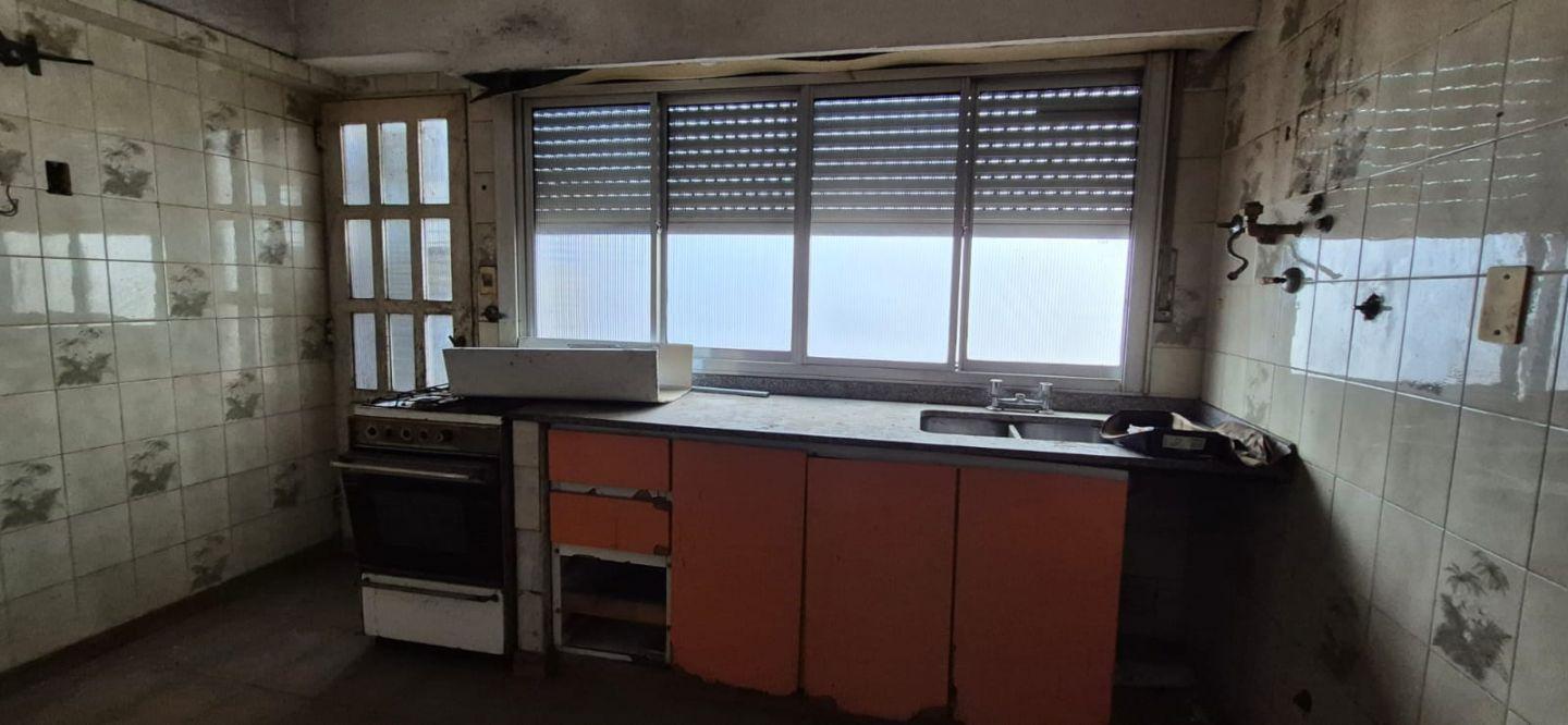Foto de Venta de Casa a refaccionar en Parque Avellaneda, Capital Federal, imagen 1