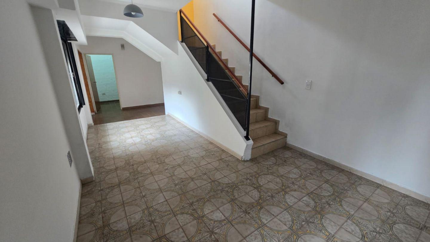 Foto de Alquiler PH de 3 1/2 ambientes con patio, parrilla y terraza - San Justo, imagen 4