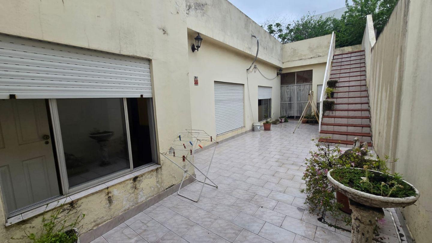 Foto de Alquiler de Casa 4 Ambientes con Patio, Terraza y Cochera - San Justo, imagen 5