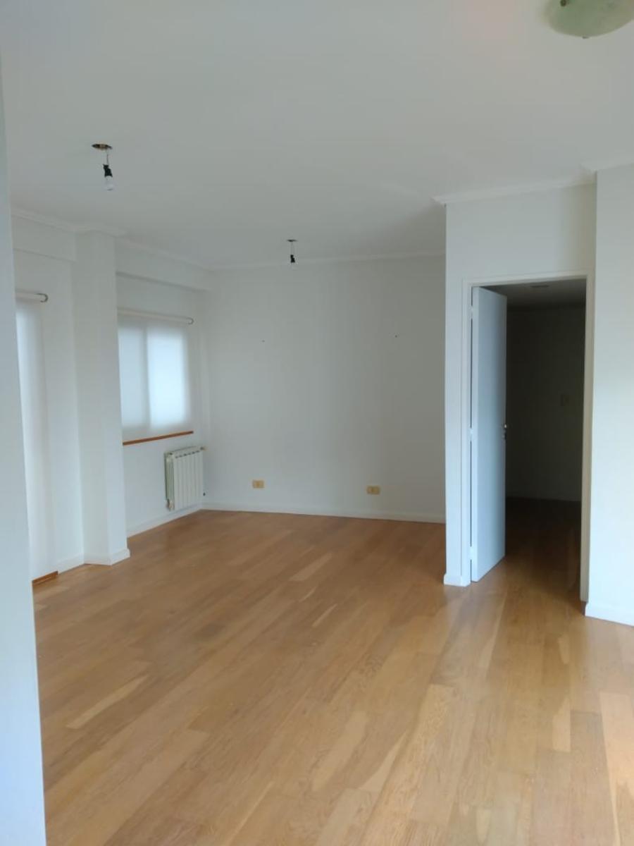 Venta - Excelente Departamento 4