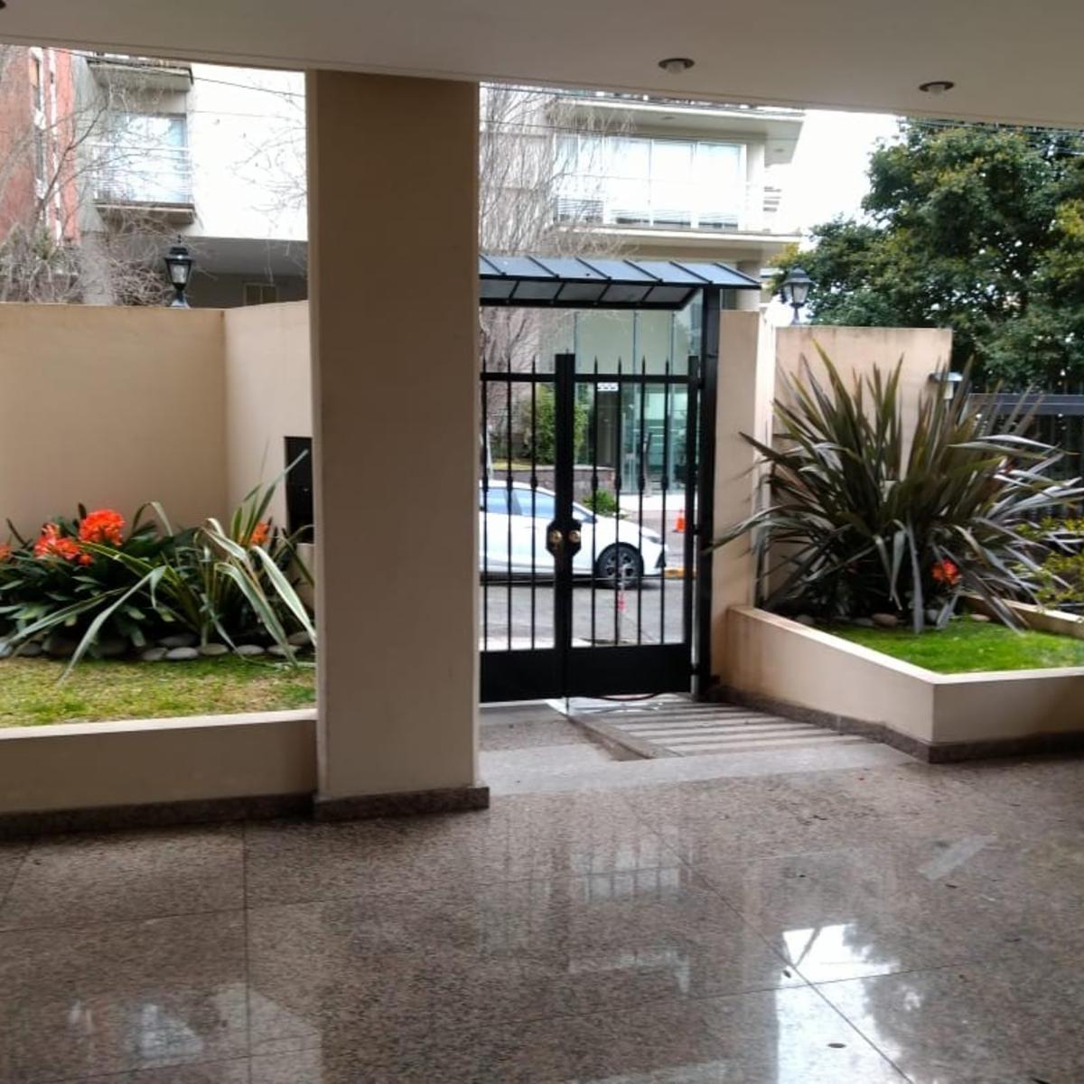 Venta - Excelente Departamento 1