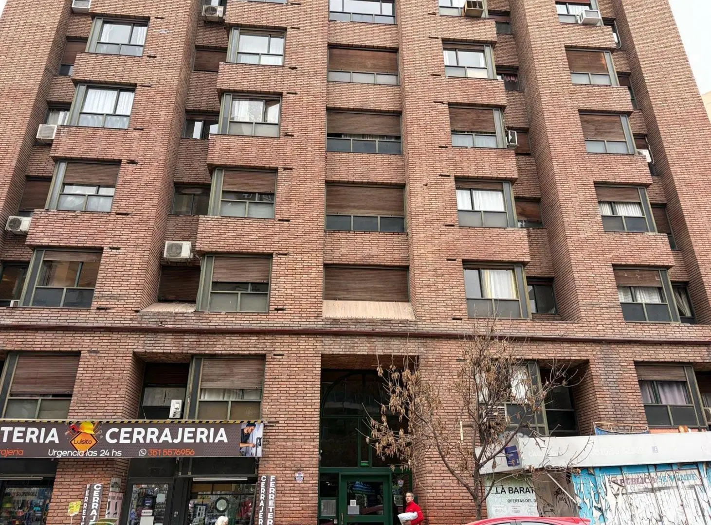 Nva Cba, 1 dorm, cocina/sep, 3er piso a la calle!!! 4