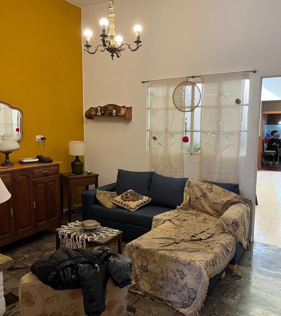 Foto de CASA CUATRO AMBIENTES , TERRENO, 8,73 X19.80, ,PREFACTIBILIDAD 7 PISOS, imagen 5