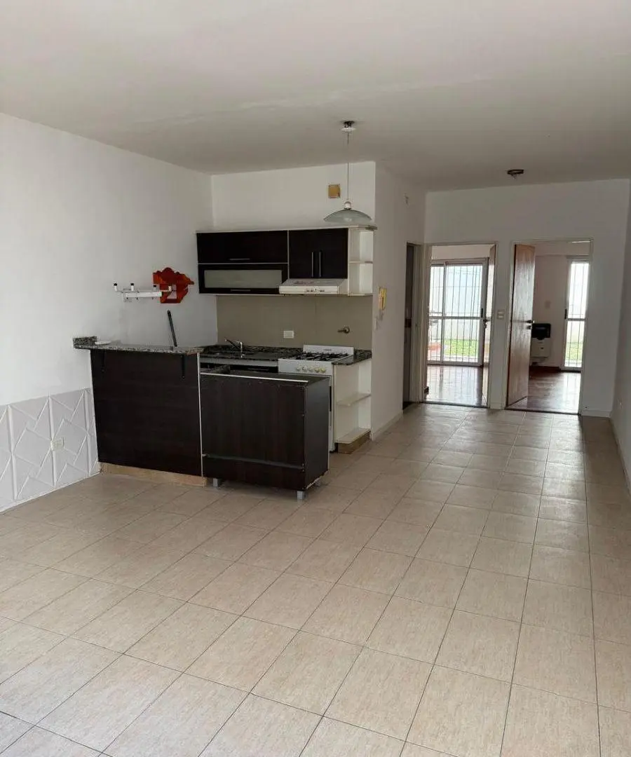 PH 3 AMB PB C/FONDO, VILLA LURO BASUALDO 522.SE VENDE CON RENTA ( ALQUILADO) 5