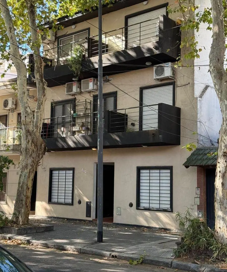 PH 3 AMB PB C/FONDO, VILLA LURO BASUALDO 522.SE VENDE CON RENTA ( ALQUILADO) 3