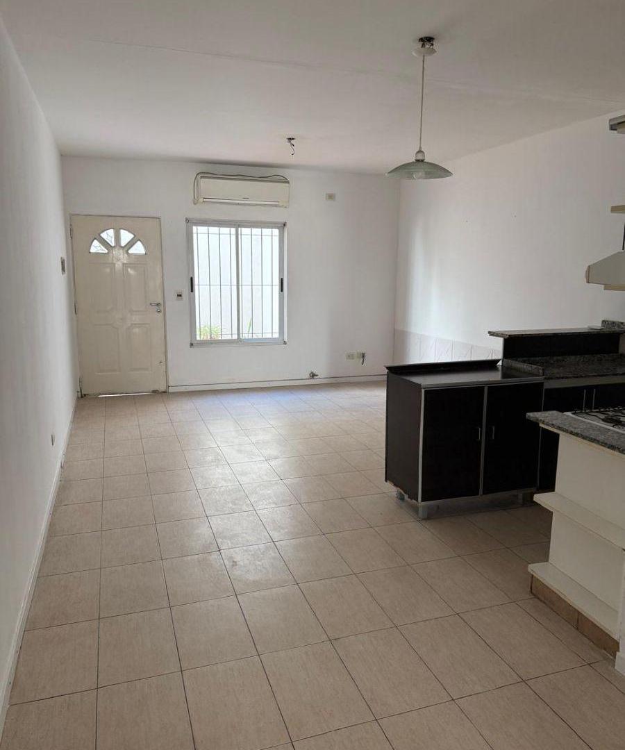 Foto de PH 3 AMBIENTES PB CON FONDO, VILLA LURO BASUALDO 522., imagen 4