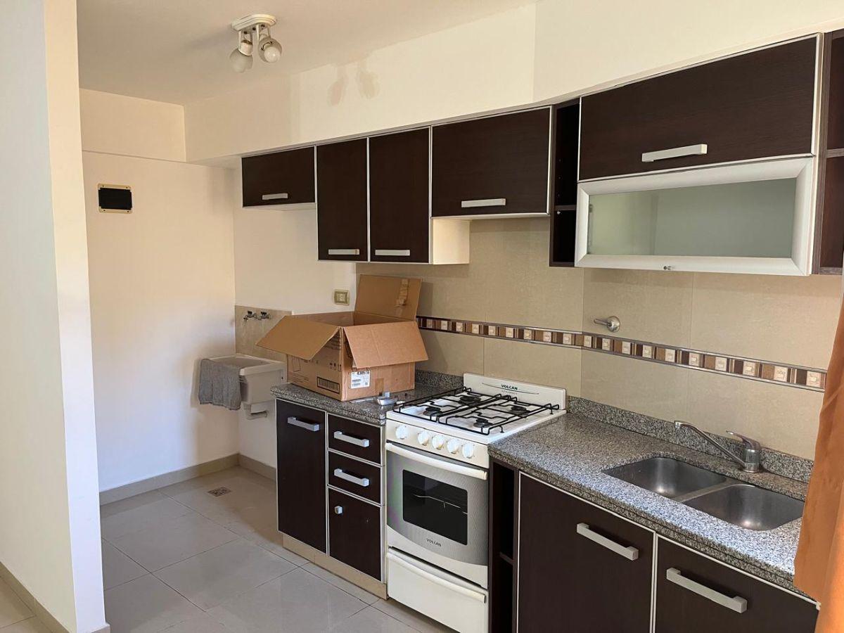 Foto de DEPARTAMENTO 2AMBIENTES PISO 6 CON BALCON. HOMERO 607 PARQUE AVELLANEDA, imagen 5
