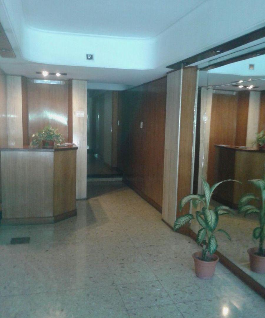 Foto de DEPARTAMENTO 2 AMBIENTES Piso 6 CONTRA FRENTE, VENEZUELA 4066 ALMAGRO, imagen 4
