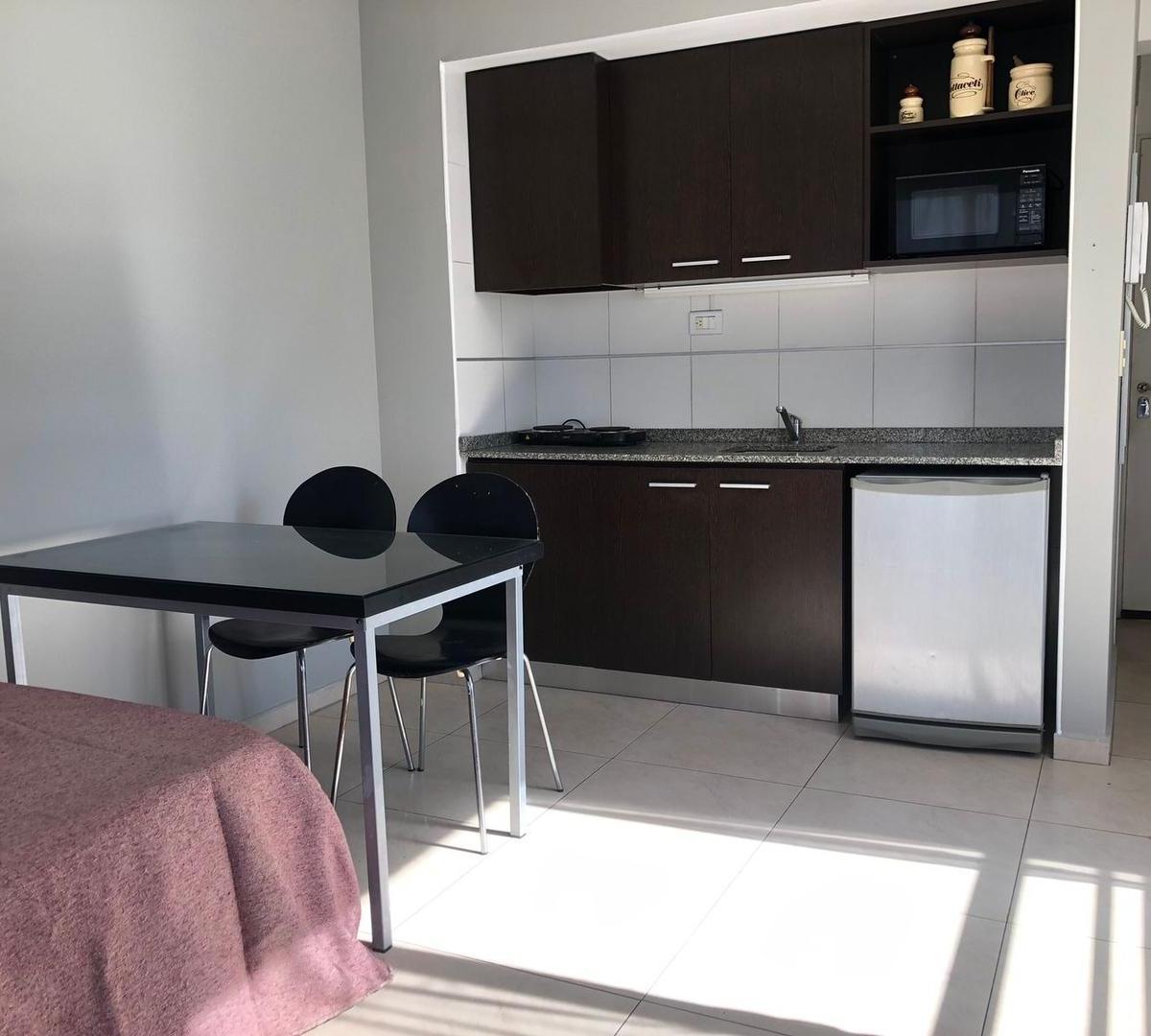 Monoambiente Impecable con Baulera 1