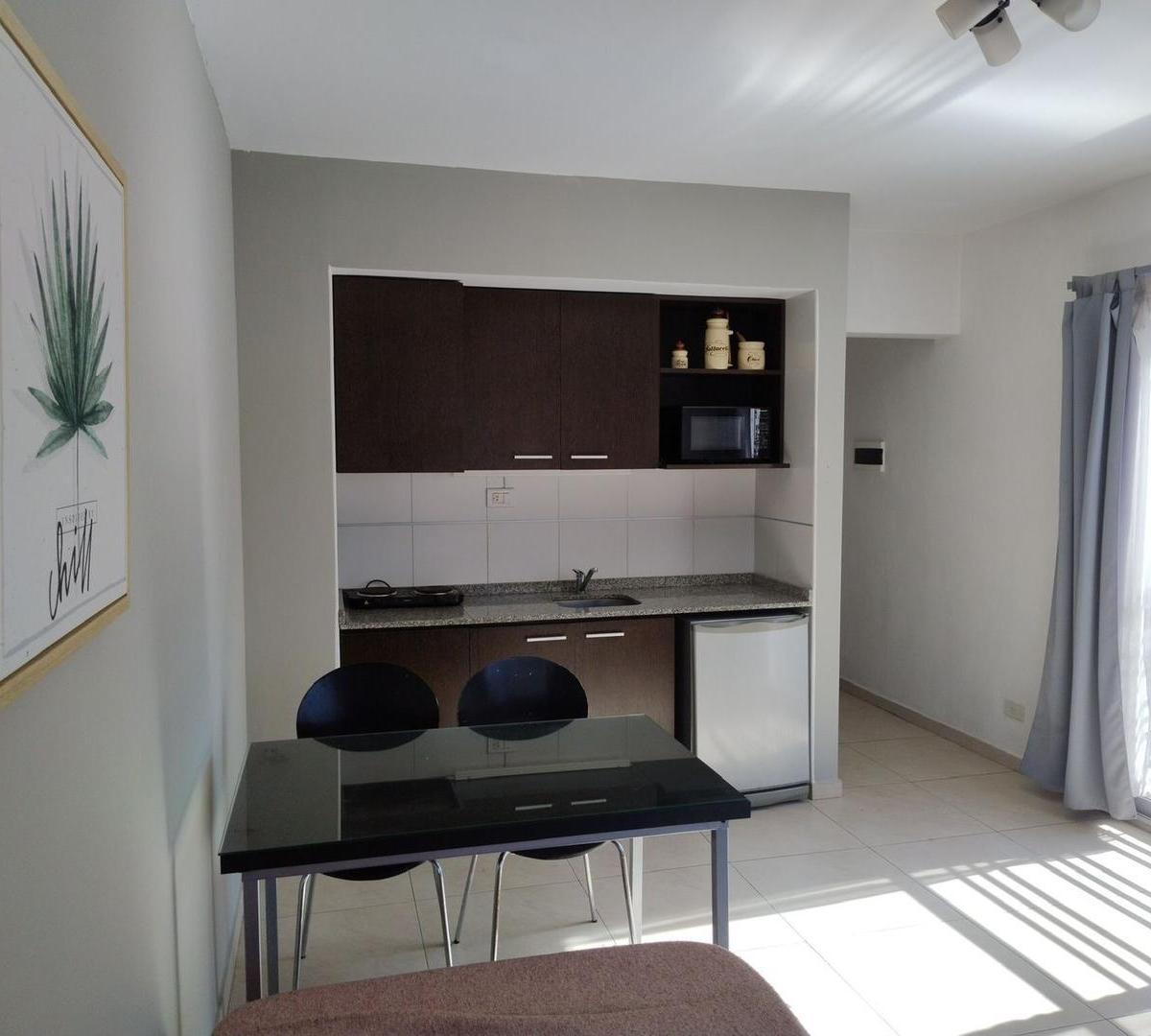 Monoambiente Impecable con Baulera 4