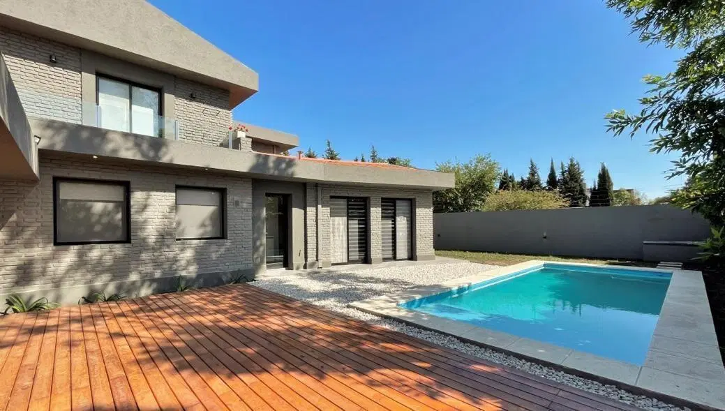 Casa Chalet en Venta en Castelar, Morón, G.B.A. Zona Oeste 1
