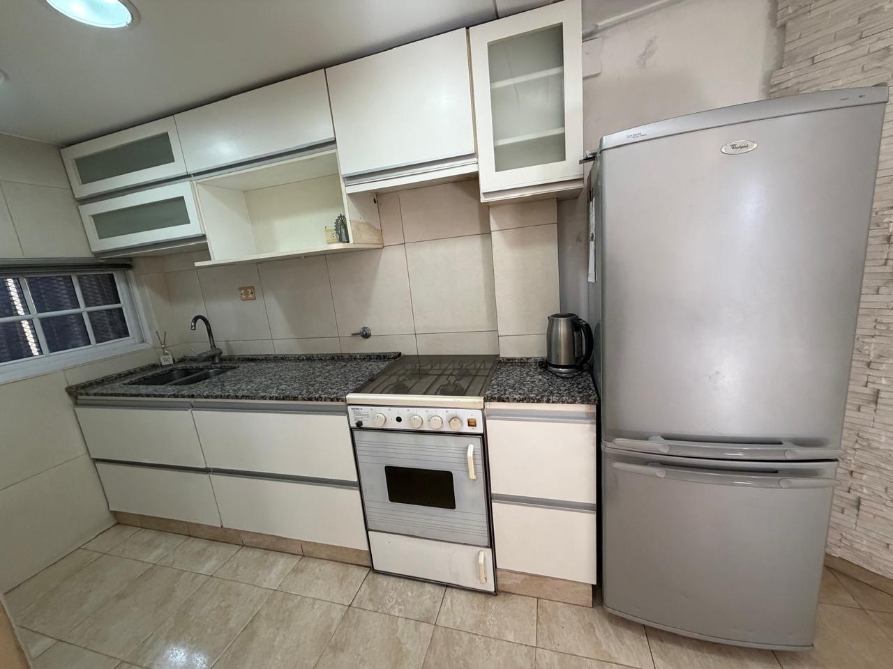 Foto de Casa Dúplex en Venta en Castelar, Morón, G.B.A. Zona Oeste, imagen 1