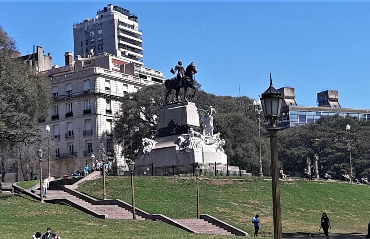 Foto de Departamento en venta de 4 dormitorios c/ cochera en Recoleta, imagen 3