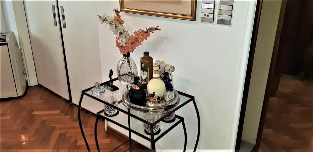 Foto de Departamento en venta de 4 dormitorios c/ cochera en Recoleta, imagen 1