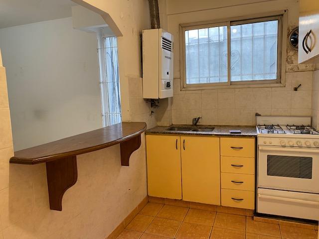 P. Chacabuco 3 Amb Amplio Living Cocina con Desayunador Zuviria y Senillosa 5