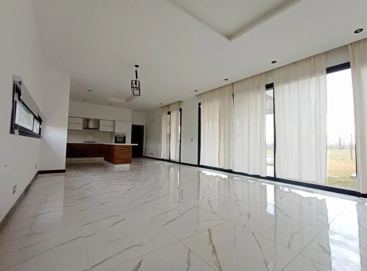 ALQUILER CASA HARAS DE FUNES 1