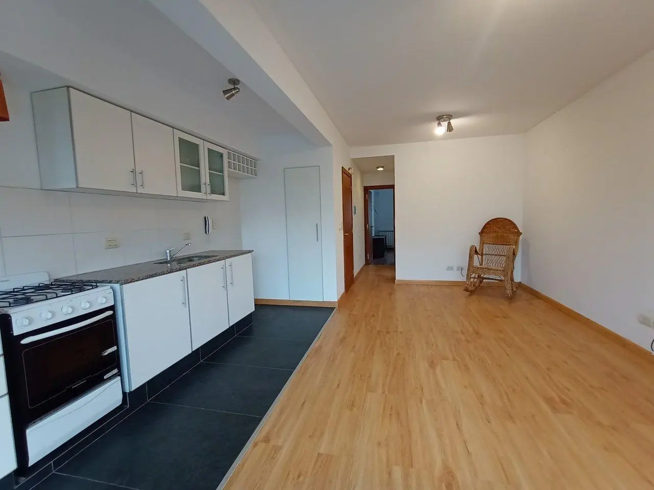 VENTA DEPARTAMENTO 1 DORMITORIO - ARROYITO 4