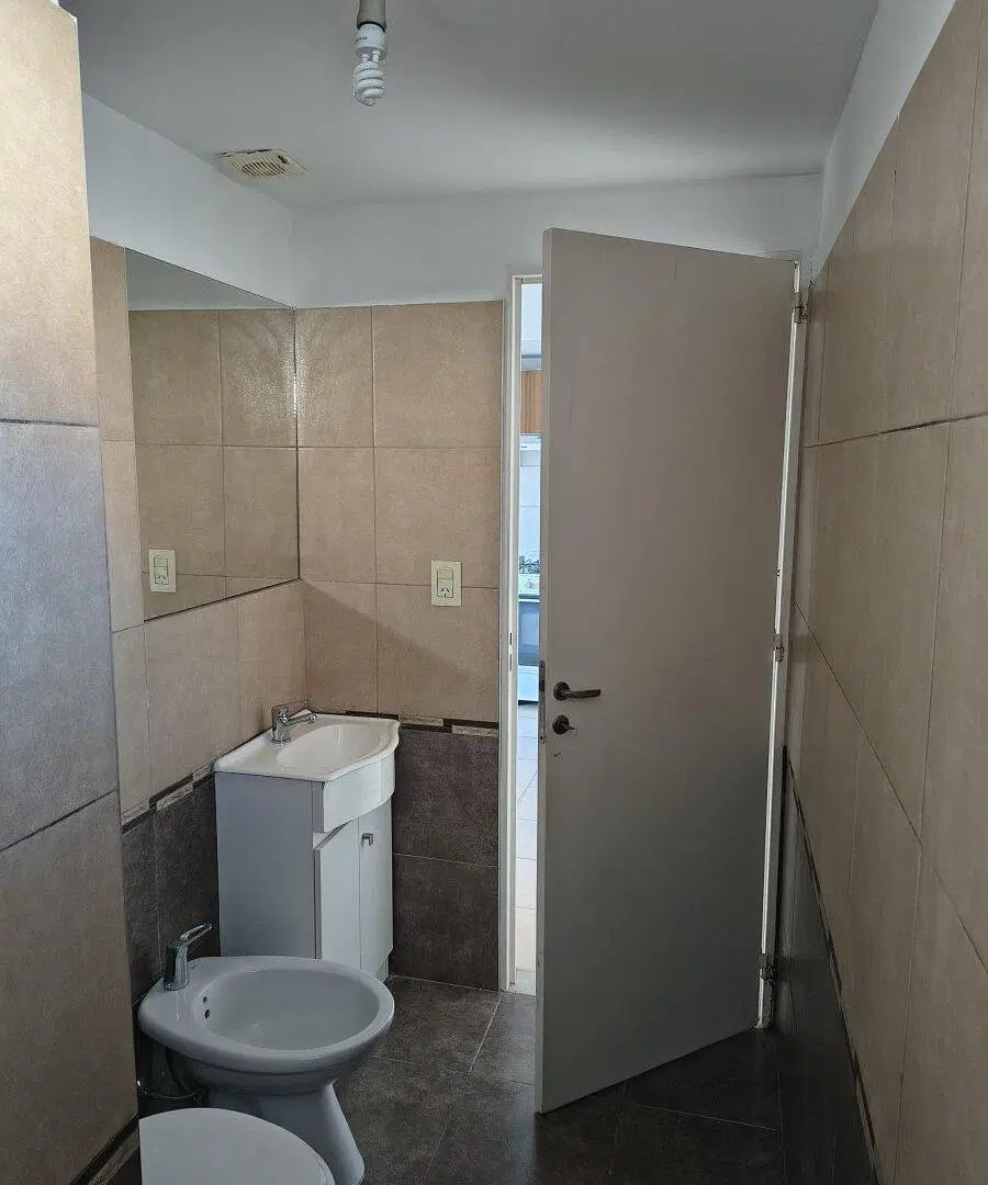 ALQUILER DEPTO 1 DORMITORIO ECHESORTU 4