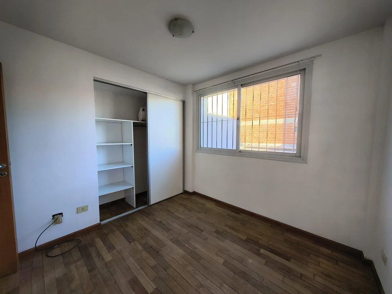 ALQUILER DEPTO 1 DORMITORIO CON BALCON ECHESORTU 3