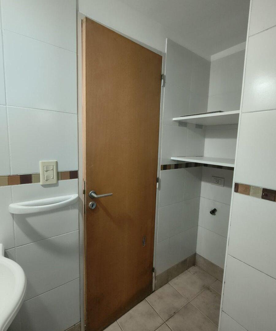 Foto de ALQUILER DEPARTAMENTO 1 DORMIT ECHESORTU C/Cochera SAN NICOLAS 1540, imagen 1