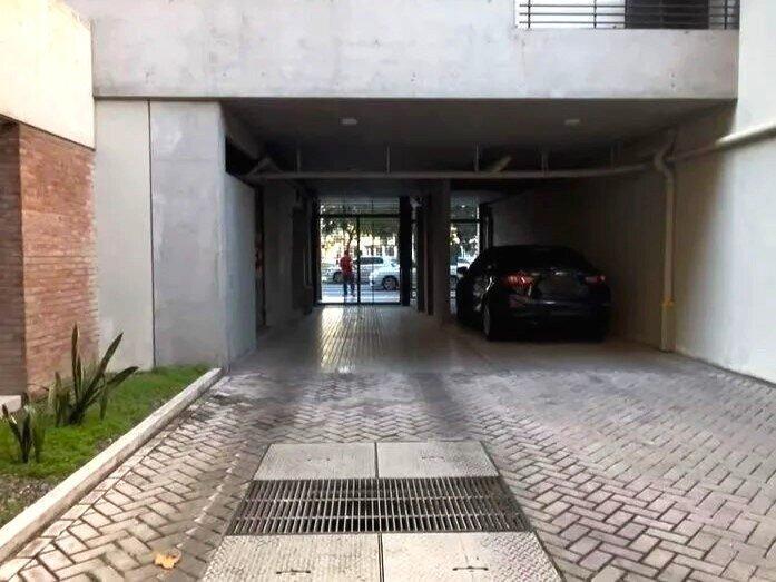 Foto de VENTA COCHERA - CENTRO, imagen 5