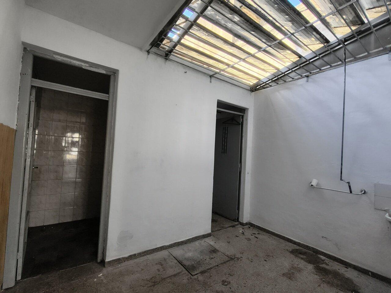 Foto de ALQUILER LOCAL COMERCIAL ECHESORTU - MONTEVIDEO 3400, imagen 5