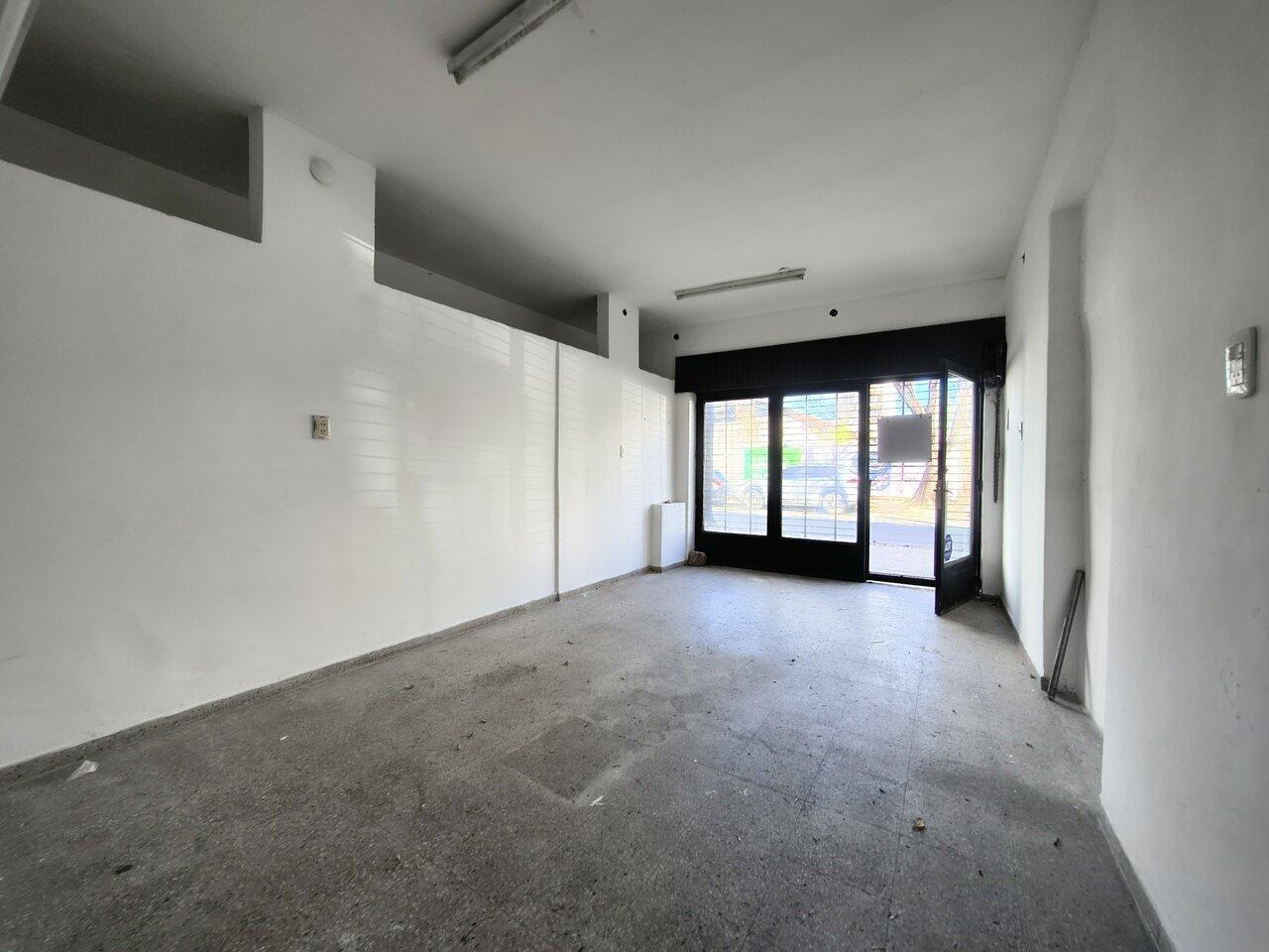 Foto de ALQUILER LOCAL COMERCIAL ECHESORTU - MONTEVIDEO 3400, imagen 3
