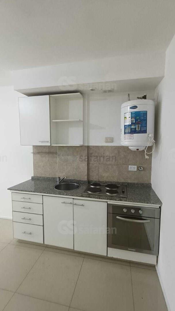 Foto de Departamento Monoambiente en Venta en Villa Pueyrredón, Capital, imagen 2