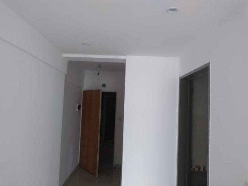 VENTA MONOAMBIENTE AL CONTRAFRENTE CON BALCON EN FLORES