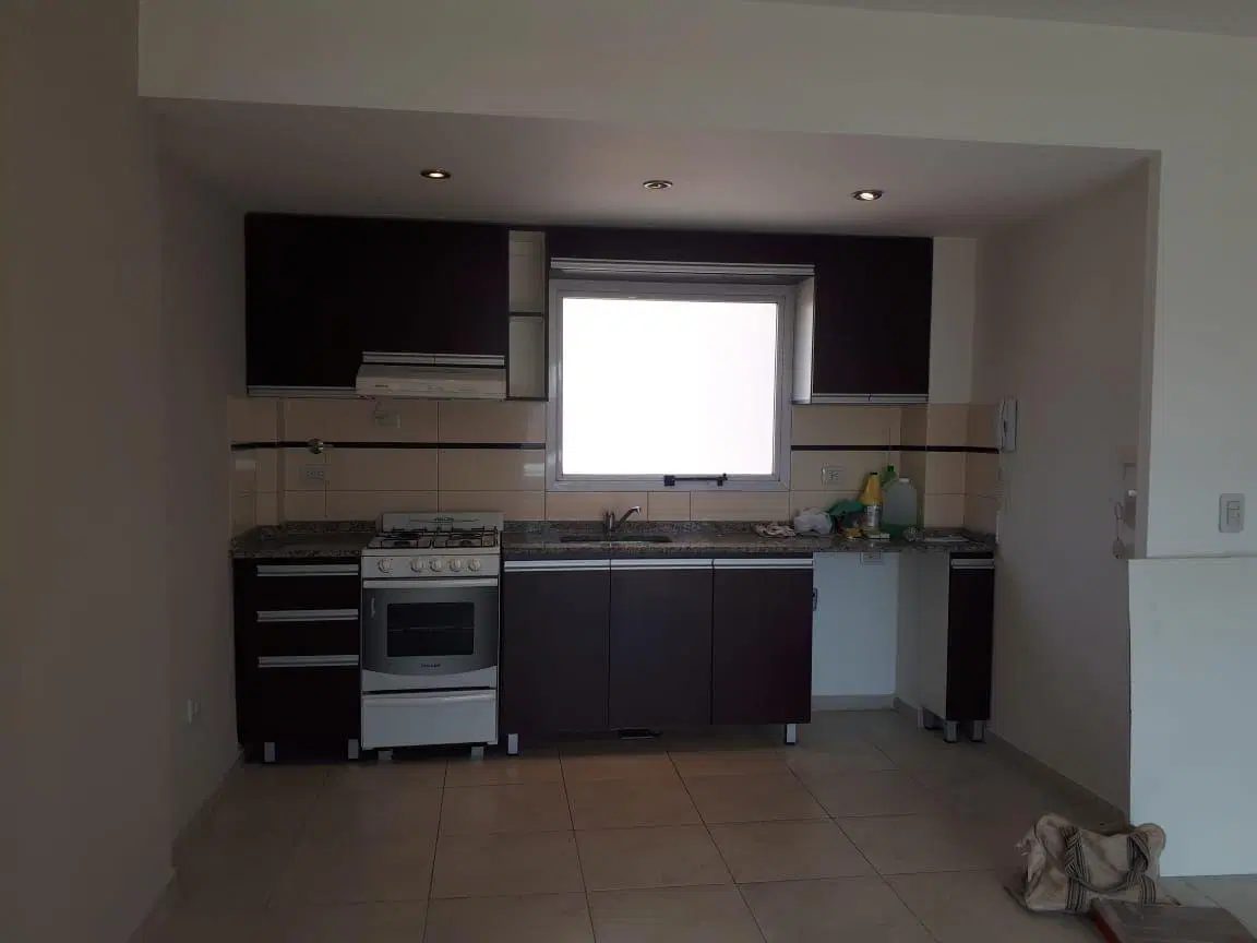 ALQUILER SEMIPISO 2 AMBIENTES CON BALCON V. PUEYRREDON 4