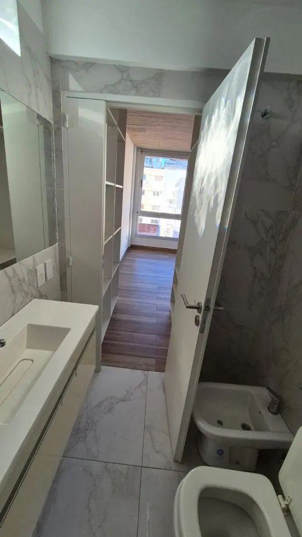 ALQUILER SEMIPISO 2 AMBIENTES CON BALCON AL FRENTE VILLA URQUIZA 2