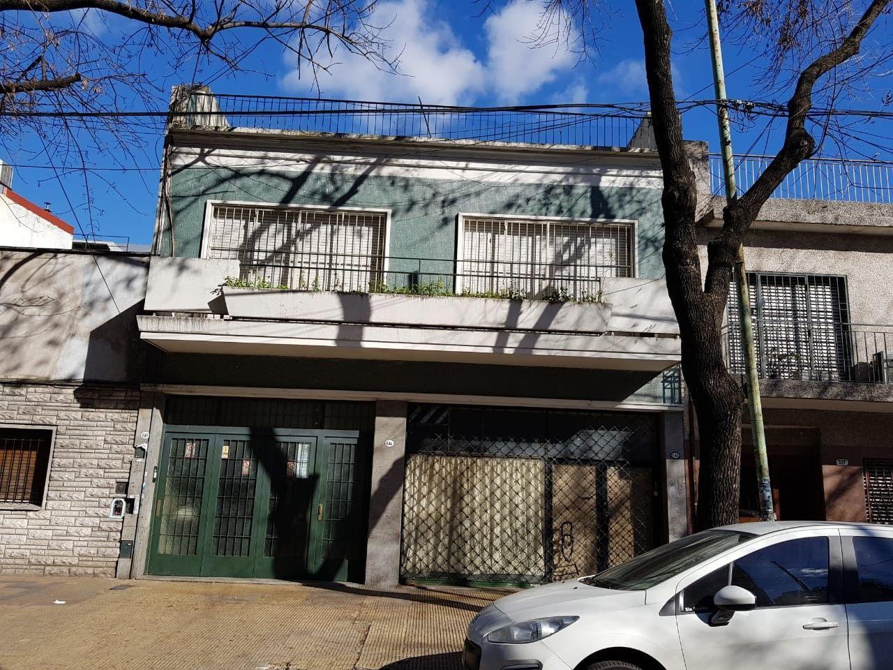 Foto de VENTA CASA CON PH Y 2 LOCALES EN COLEGIALES, imagen 2