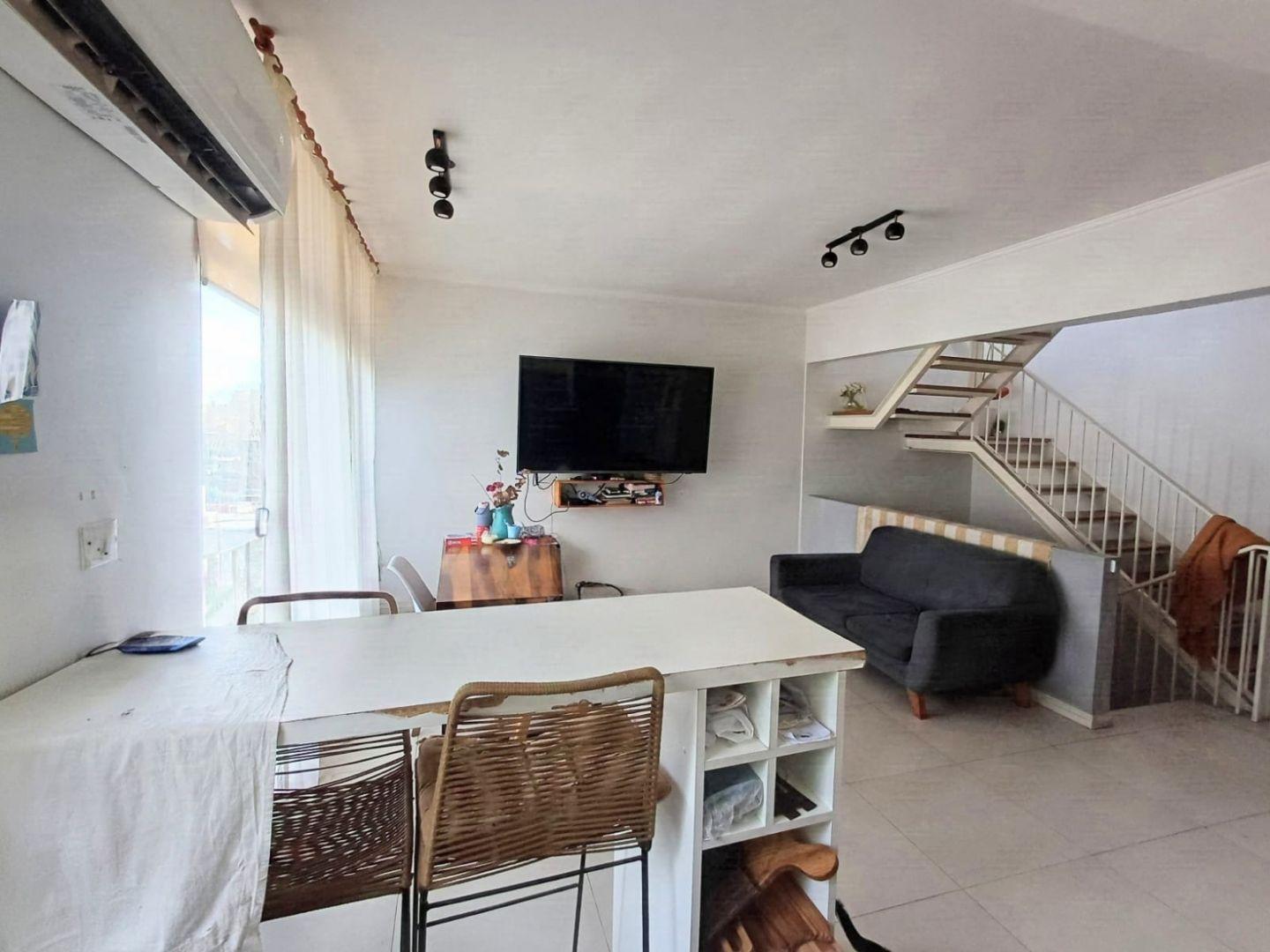 Foto de VENTA DEPARTAMENTO-TRIPLEX 3 AMB EN EL COMPLEJO, imagen 3