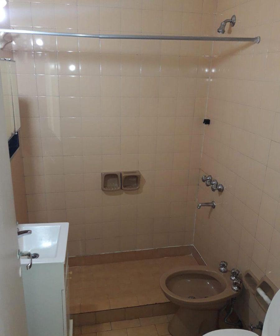 Foto de Departamento Monoambiente en Alquiler, Ramos Mejia, imagen 2