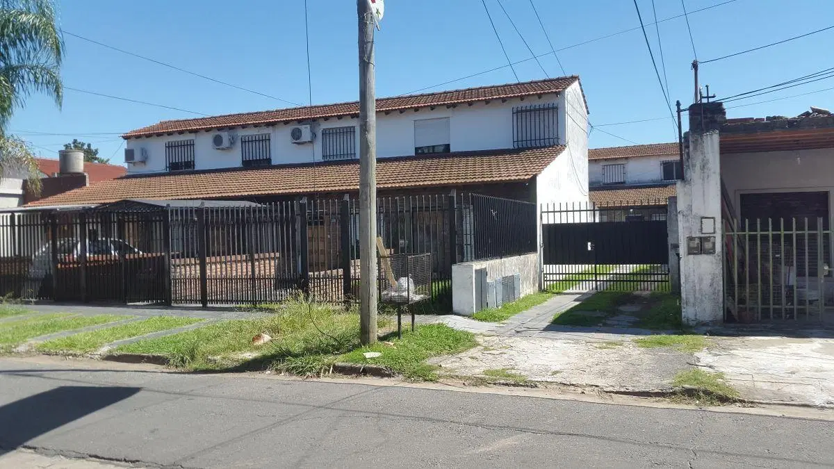 Alquiler P.H. 2 ambientes, Villa Luzuriaga 1